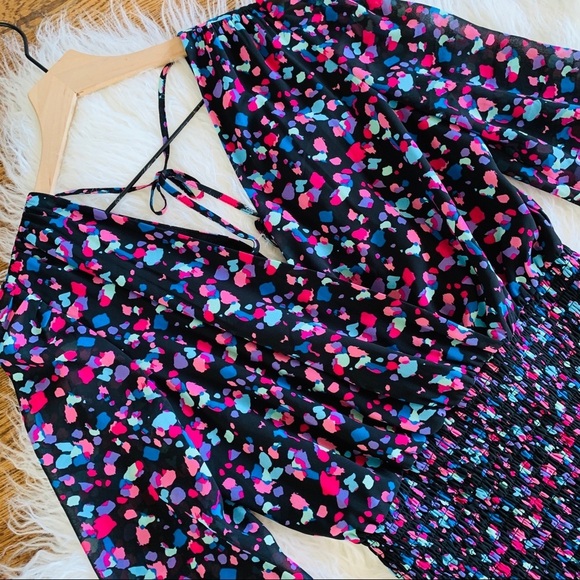 NEW Smocked Ruffle Hem Open Back Marble Print Mini Dress Size L - Picture 5 of 12